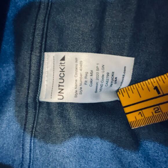 UNTUCKit Size XL Button-Up Denim Blue Wrinkle-Free Cinzano Shirt - Picture 8 of 11